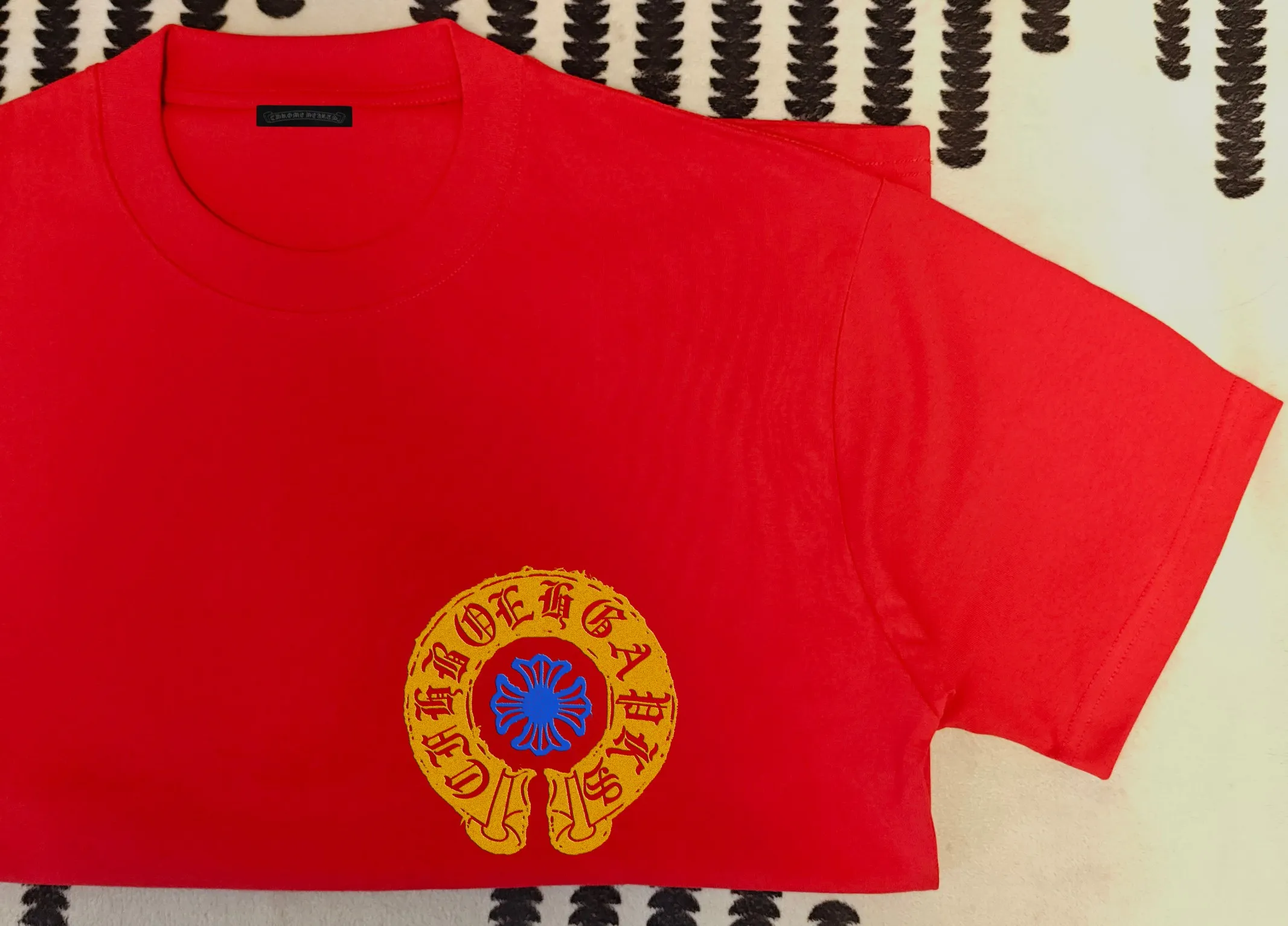 🅿️190 Croxin 2025 autumn and winter new style 250g round neck short-sleeved tee. Really great. Unisex loose version. Size S M L XL XXL five sizes black white red